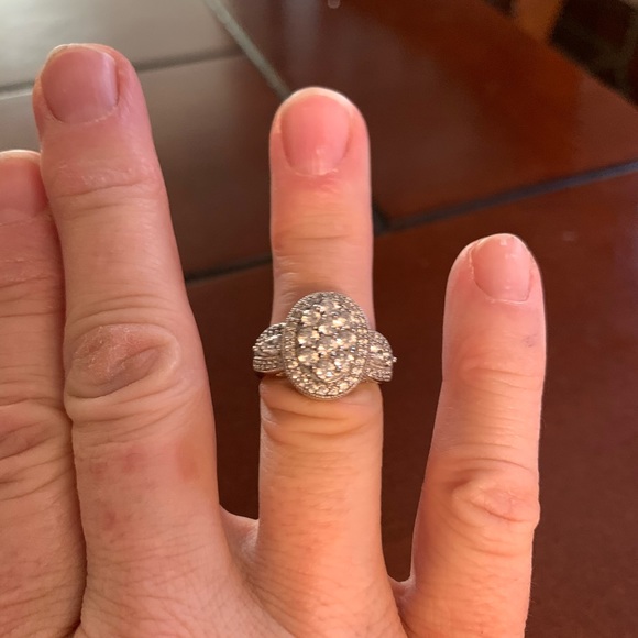 Sterling silver ring size 6 - Picture 2 of 4